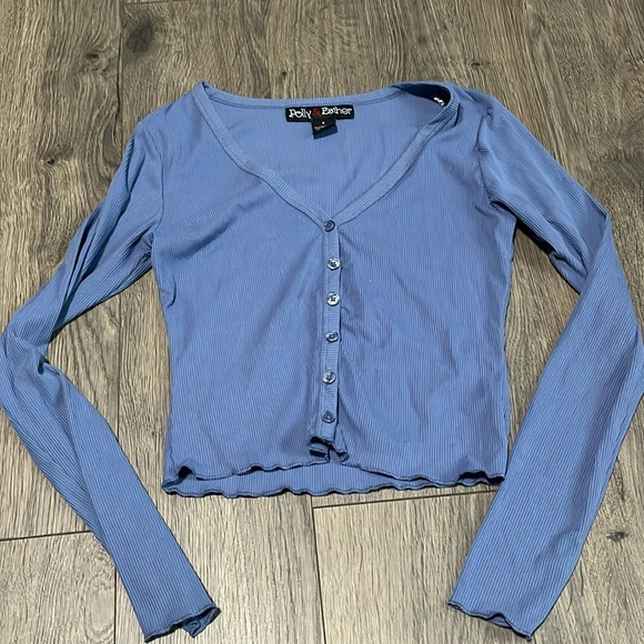 Sky Blue long sleeve - Picture 1 of 2